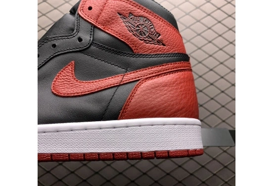 HV6674-067 Bred Retro 1 OG  HV6674-067 High  '85 (2025) Jordan 0708